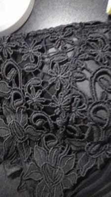 买一送一太划算了 还特别方便 质量也不错第三次买了，反正我穿着，胸部不会痒，就是好产品，这次买的托胸，哺乳用，感觉俾之29.9要好点收到了，物流太给力了，质量很好，性价比很高，尺码很合适很满意的这次购物 颜色很正 物品相符 价格实惠 物流也给力还好吧 双十一还是挺划算的挺好，卖家很贴心，还送了一个口水巾，不错，有需要再回来货以收到，颜色和图片上一样，物美价廉，很满意的一次购物五星级好评。非常好质量，试穿了一下码数也合适，洗了不掉颜色，这个价钱买到真是赚到了物流超级快，昨天中午下单，今天上午就收到了，宝贝还不错，还送了小礼物第二次购买了，还好，哺乳期挺方便的，价格也便宜，纯棉的，宽松穿着挺舒服的物流很快。