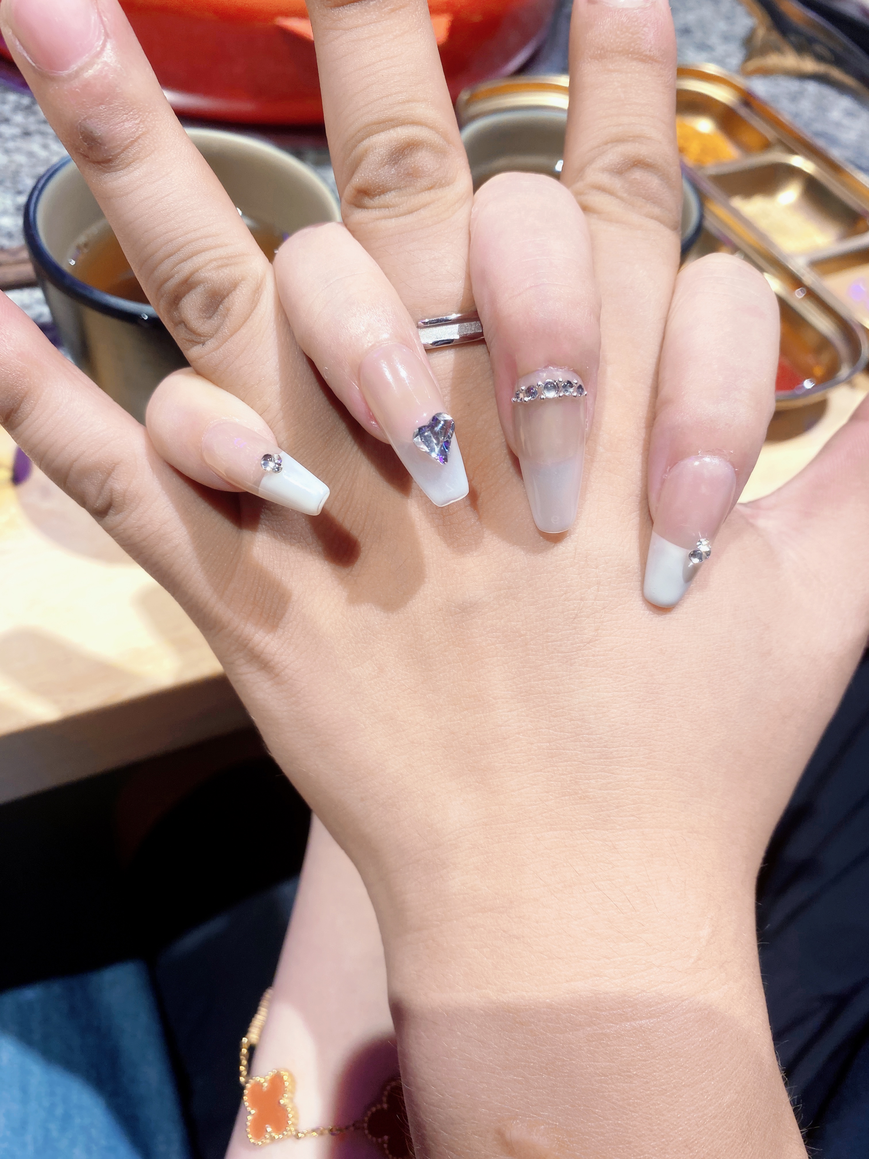 林先生穿戴甲冰透藕色渐变法式美甲显白假指甲轻奢婚甲纯手工美甲