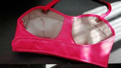  这个手感还是不错的，戴上去老婆说有发热的感觉，由于老婆平时要上班就没有那么多时间用，不过她经常穿这个去上班，虽然不能使用，但她说穿着很舒服，打算再买一个给她换着用吧，呵呵，期待能有好效果！