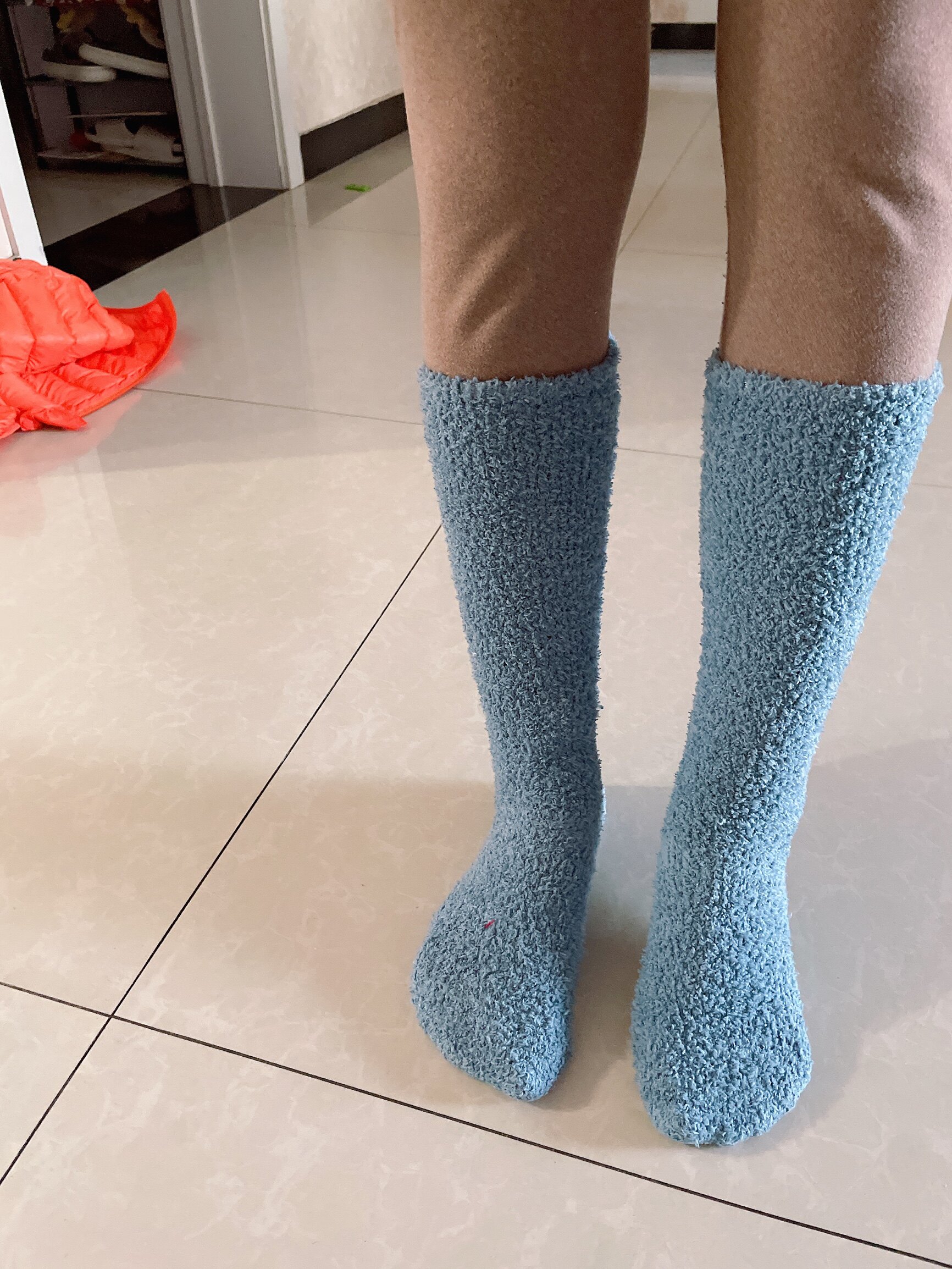 珊瑚绒袜子女冬季加绒加厚高筒小腿袜睡眠保暖长袜毛绒毛巾长筒袜