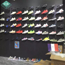 Womens shoes Shoe store Clothing store Simple metal shoe rack Simple wall shoe holder display rack Shoe stool store display rack Hanging wall