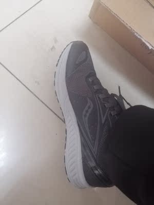 双十一抢到一双，刚刚跑了10公里，无压力，👍