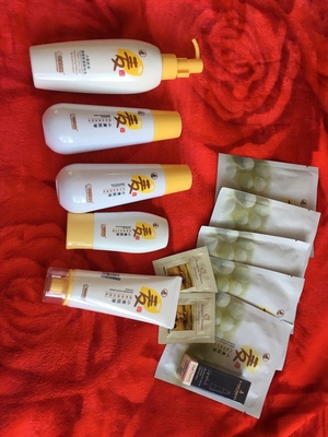 优缺点揭秘:对比亲润和袋鼠妈妈哪个好，网上买的袋鼠妈妈孕妇护肤品安全吗