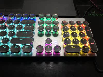 点评腹灵M104北美版电竞游戏机械键怎么样，为何销量这么好？