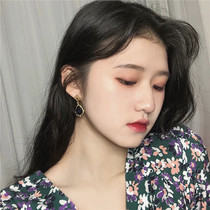 South Korea iu with water drop retro Hong Kong style earrings female long temperament senior 2021 net red New Tide earrings