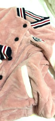 质量不错，非常暖，大冬天的特别依赖这套衣服，楼下买菜没问题，款式好看，颜色也好看，买了好几套这家的衣服了，虽然贵点，但质量确实比较好。