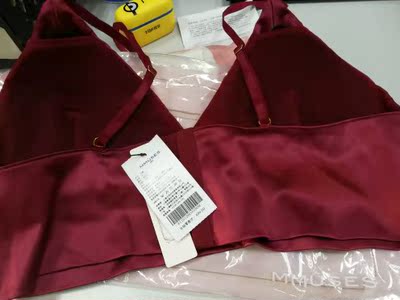 质量不错的奥，发货很快，薄款的，穿着舒服，很棒奥