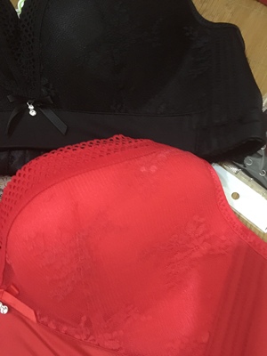 宝贝已收到，物流很快，昨天拍，今天到，试穿了很合适，也洗了，不掉色，全五分好评！