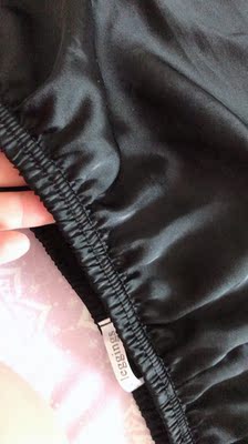 特意穿了才评价,真心好,胖子也能穿到这么舒服这么好看的短裤,绝对是五季家的铁粉 特意穿了才评价,真心好,胖子也能穿到这么舒服这么好看的短裤,绝对是五季家的铁粉