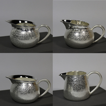 Hand-made silver Gongfu tea with sterling silver fair cup s99 tea divider Tea Sea high-grade tea ceremony accessories Hand-made hammer pattern