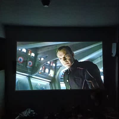 点评家庭用坚果投影仪J6S怎么样，会不会很模糊？知道的说说