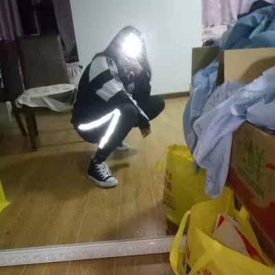 是正品，质量很好，穿着大小刚好，脚感舒适，搭配什么衣服都好看，看照片