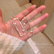 Its so beautiful Super Flash ins new temperament earrings niche design high-grade earrings versatile earrings foreign atmosphere