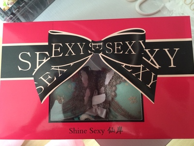 这款内衣是第二次购买了，穿着舒服还漂亮，聚拢效果特别好，还想再买蓝色的，蓝色断货期待！