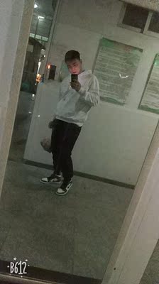 鞋子完全ok的  鉴定过了 是真品  😄😄😄