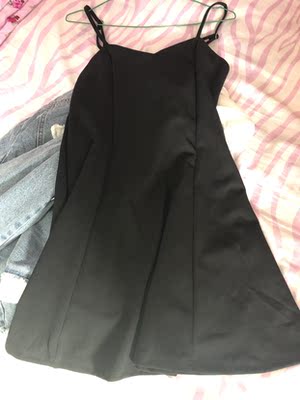 很满意的一次购物，我很喜欢的效果，穿上淑女的很哦