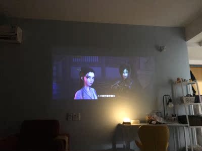 说说大眼橙v2新款手机投影仪怎么样，好不好用？画面会不会抖动