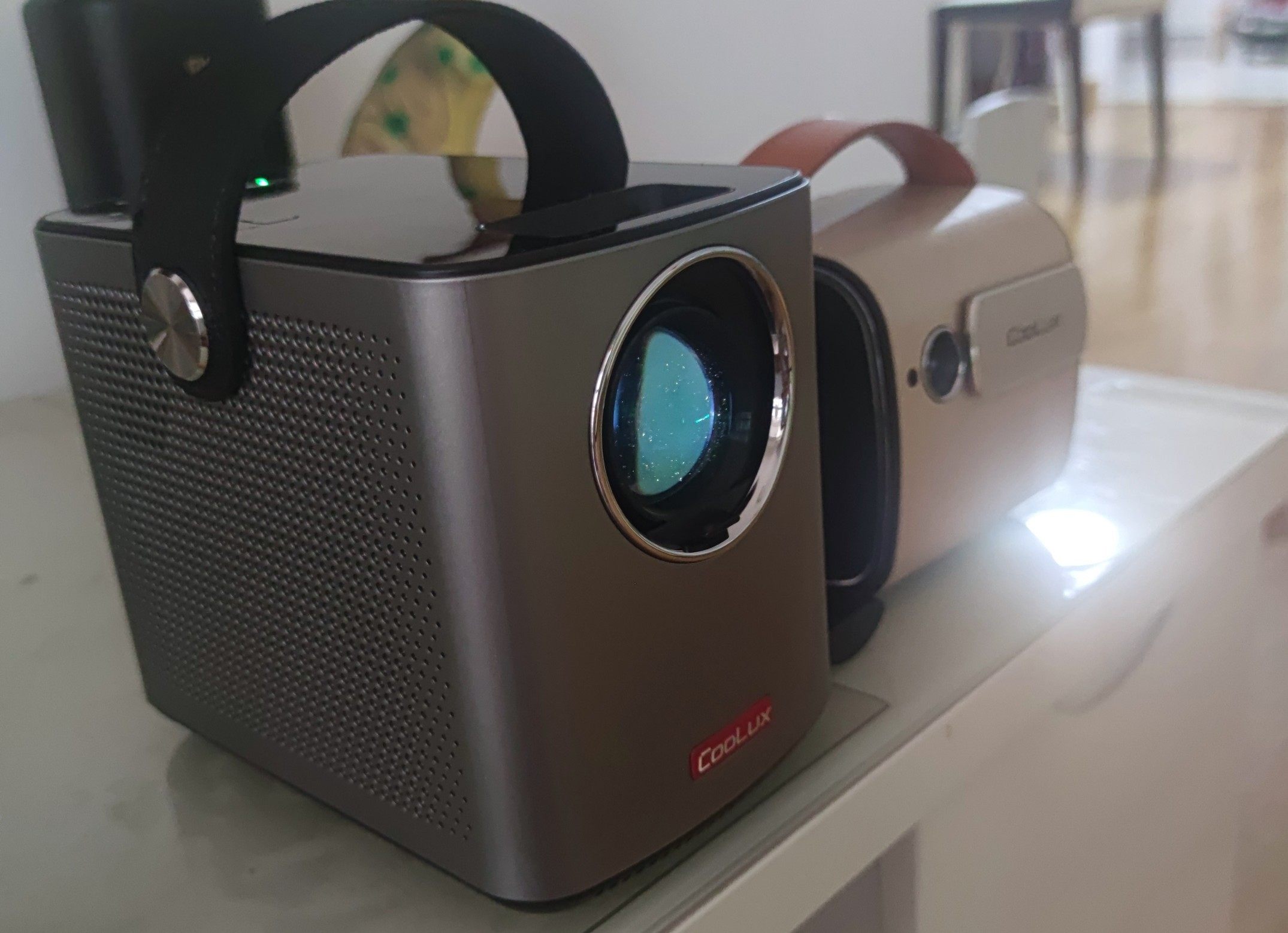 咨询酷乐视r4mini手机投影仪怎么样已经开始彻底后悔