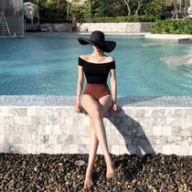 Korean swimsuit simple temperament color matching belly cover thin gathered one-piece hot spring beach vacation swimsuit women