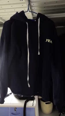 挺好看的  穿着很合适  总之很满意