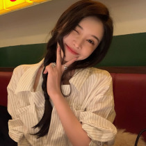 2022 New Fake Two Striped Shirts Women Spring Autumn Design Sensation Small Crowd Short Port Taste Vintage Retro Long Sleeve Blouse