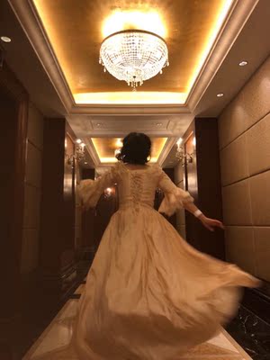 没想到我一个女生在这儿买到了质量这么好的袜子&hellip;&hellip;非超好看。下面是凑字小时候，炎热的夏天。 哥哥买回两根冰棍，我们一人一根。冰棍吃完，我还恋恋不舍的舔着棍儿，直到棍儿都咬的稀烂。哥哥怜惜的看着我: &ldquo;妹妹，别咬那烂棍子了，哥哥再去买一根！&rdquo;我两眼放光，充满期待... 一会儿，哥哥跑着回来，兴奋地朝我喊:妹妹，我刚吃完的，这棍子还冰凉冰凉的，赶紧舔...