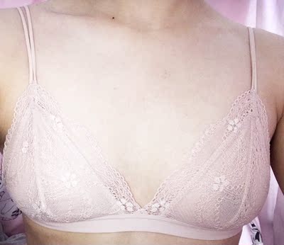 很舒服，对小胸很友好👬 很喜欢💕