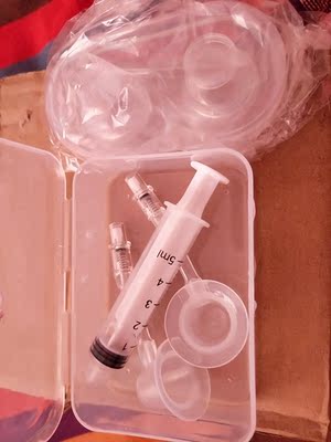 东西很小巧,携带也方便,还赠送了夜用的,搭配使用,挺好的。用了一下,感觉不错,希望有所改善 东西很小巧,携带也方便,还赠送了夜用的,搭配使用,挺好的。用了一下,感觉不错,希望有所改善