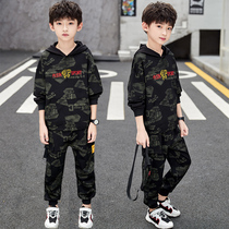 Boys autumn handsome camouflage suit 2021 new middle school children Spring and Autumn two sets of boys sports set tide