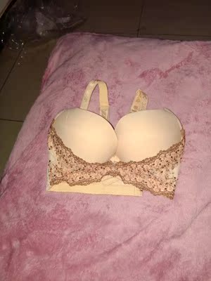 收到就试了，很合身，穿上丰满，价格优惠，满意