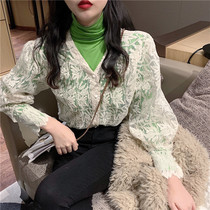 2021 spring new inner long-sleeved T-shirt with cardigan hollow lace base shirt fashion two-piece suit for women
