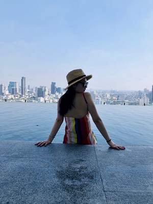 拍照很好看，穿一次，买的M号，转给喜欢的朋友。