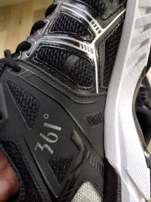 鞋子挺好，包裹性回弹性都很好，国货中的精品。