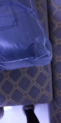 包装严重破损 物流不负责任 买一回就凉凉了 包装严重破损 物流不负责任 买一回就凉凉了