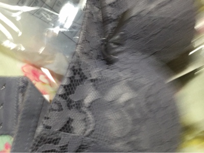 宝贝质量很好，穿起来也显胸，非常不错的一款，强力推荐。