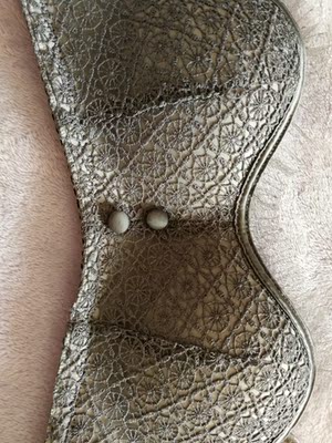 拍的黄色,后来换成的灰色,蕾丝做工特别精细,质量特别好,物美价廉,非常满意以后还会来的 拍的黄色,后来换成的灰色,蕾丝做工特别精细,质量特别好,物美价廉,非常满意以后还会来的