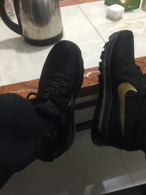 没有出现气垫破裂的情况,穿气垫鞋也不累脚! 没有出现气垫破裂的情况,穿气垫鞋也不累脚!