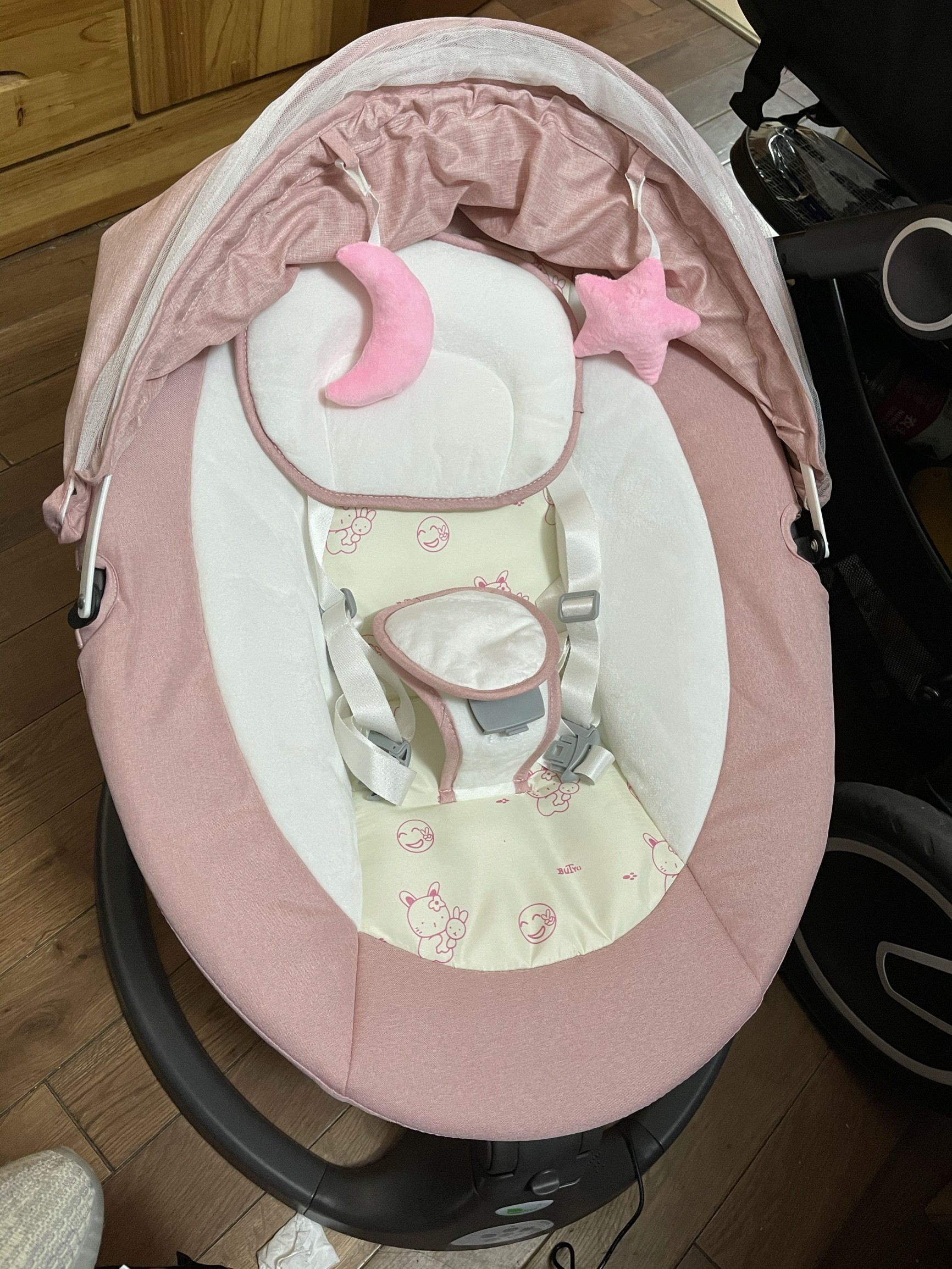 婴儿夜哭神器电动摇椅新生儿睡觉安抚椅躺椅哄娃婴儿摇摇椅三合一