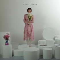 Photo Props Cylindrical geometric body Middle Island Showcase Live Scene Placement Photographic shoes Package Photographic shoes Portrait Large Size Pendulum Mall Display White Terrace Decoration Props Customised