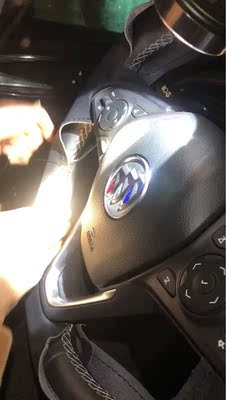 材质很好，缝上去之后感觉立马不一样，缝这个需要耐心 两个多小时 奶思