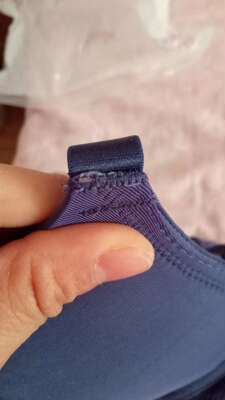 什么玩意，东西差，服务更差，千万别上当，亲们这是一家不负责的店，买了东西就不管了，东差的要死，