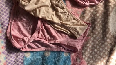 不用多说了，买了上百条了，这次的高腰有10公分左右，图片是和以前的低腰款比较，这个不错哦