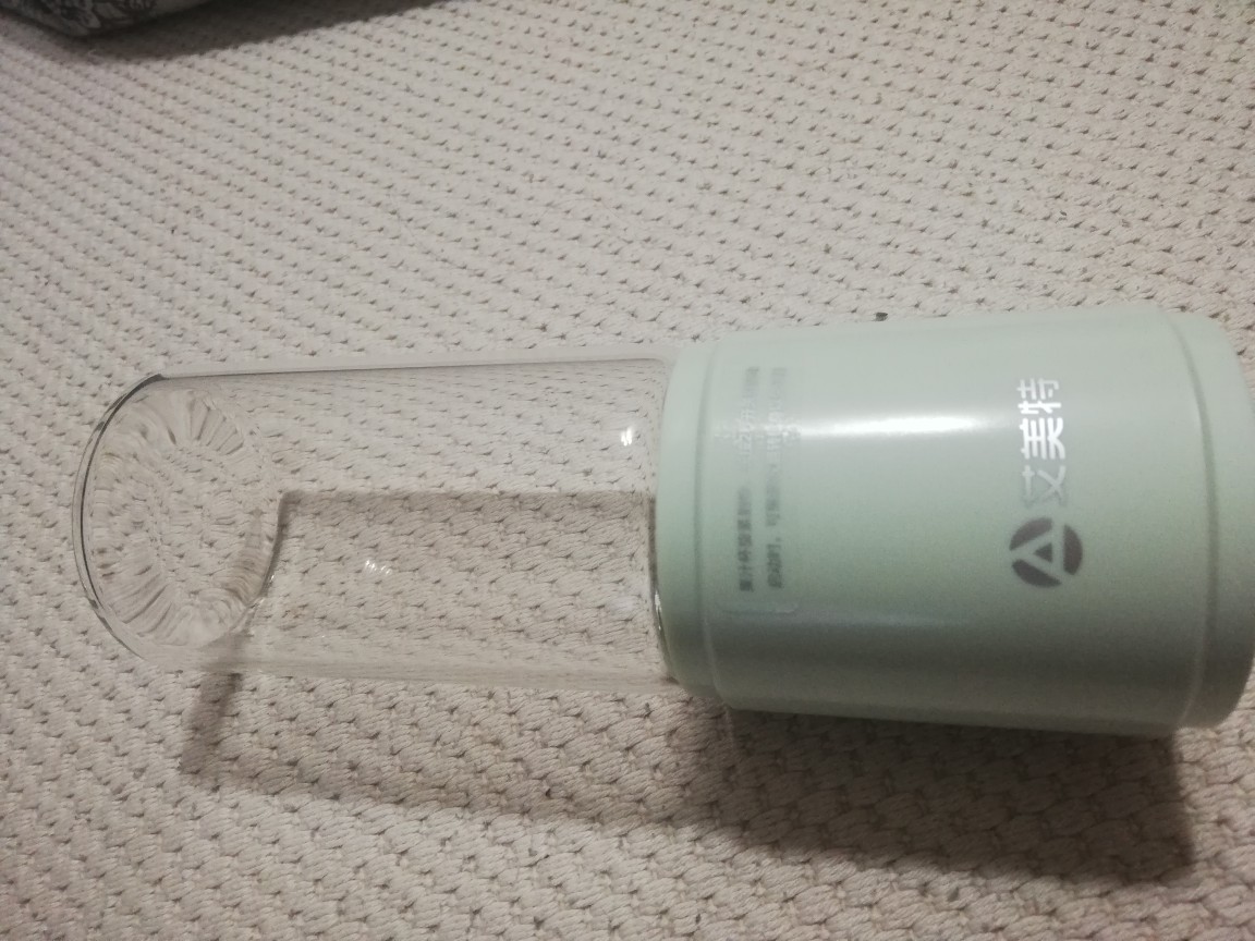 艾美特EJ0301-01榨汁机,果汁杯怎么样？到底好不好？怎么买合适？