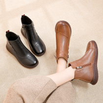 Mother cotton shoes women winter 2020 new middle-aged women boots flat non-slip comfortable plus velvet warm elderly short boots