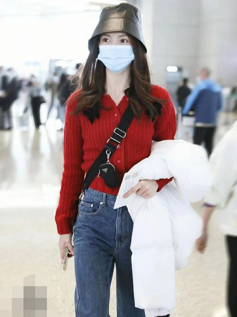 iinc shushu tong 金晨同款蝴蝶结毛衣绒面立体胸针织开衫外套