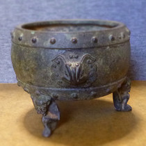 Drum-type old incense stove Three-foot lion face double-ear Old Xuan Defurnace Xuande Bronze Incense Stove Line Chanta Fragrant sandalwood Incense Burner