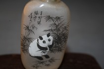 Old export old glass glass glass inner painting National treasure panda bamboo hand-painted snuff bottle without lid special price