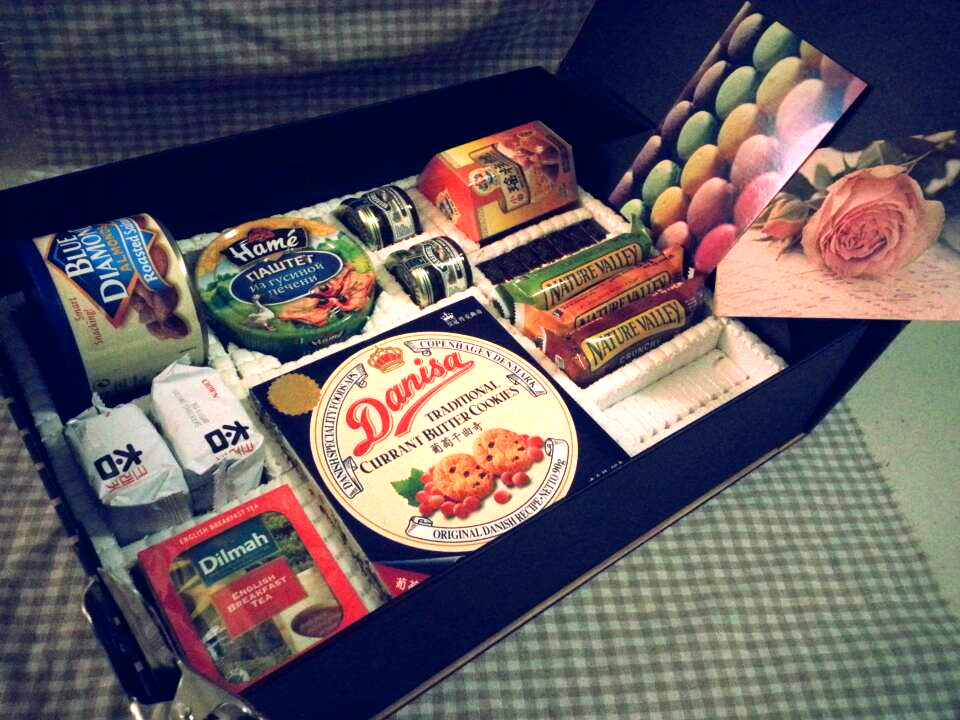 进口无糖食品高档海鲜坚果巧克力零食大礼包送图片