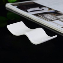 T Wave Chopstick Rack Chopstick Rack Bay Spoon Tocreative Profiled Chopstick Pillow Pure White Bone Porcelain China