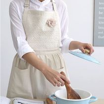 Zero price beige hollow pattern three-dimensional flower vest apron my daughter Qin April